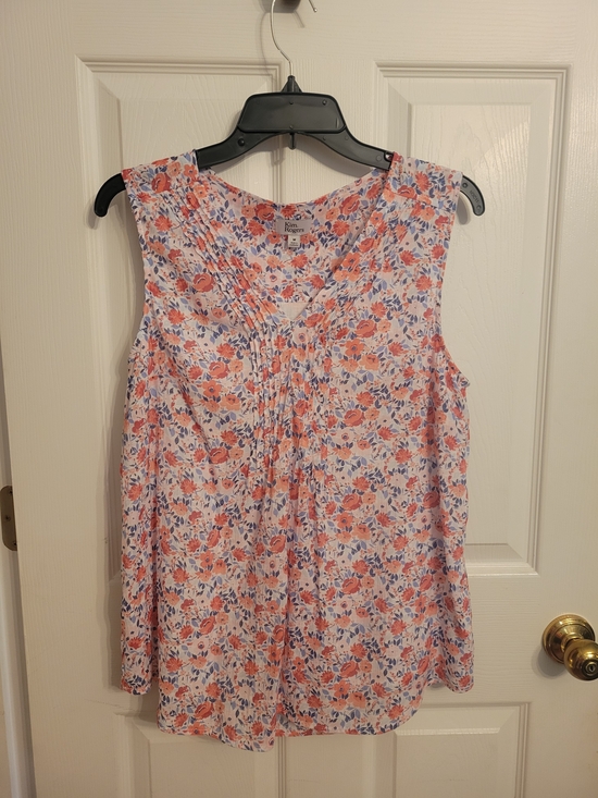 Kim Rogers Tops - Kim Rogers Coral and Blue Floral Pintuck V-Neck Sleeveless Top